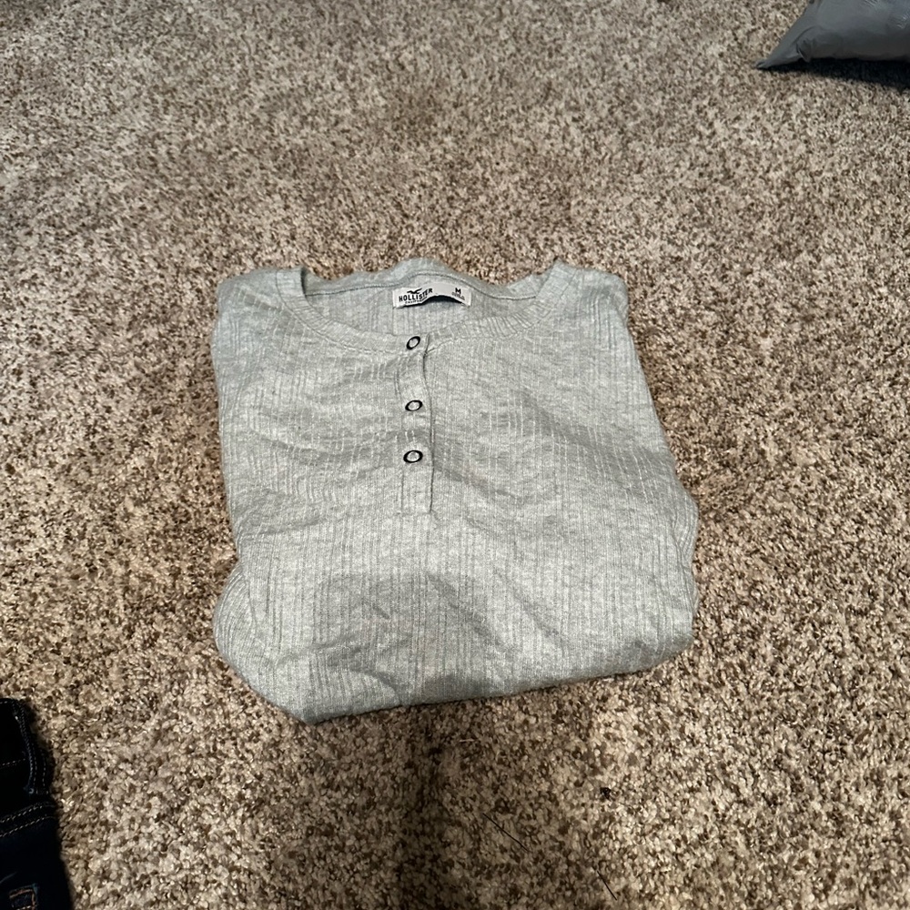 HOLLISTER long sleeve top